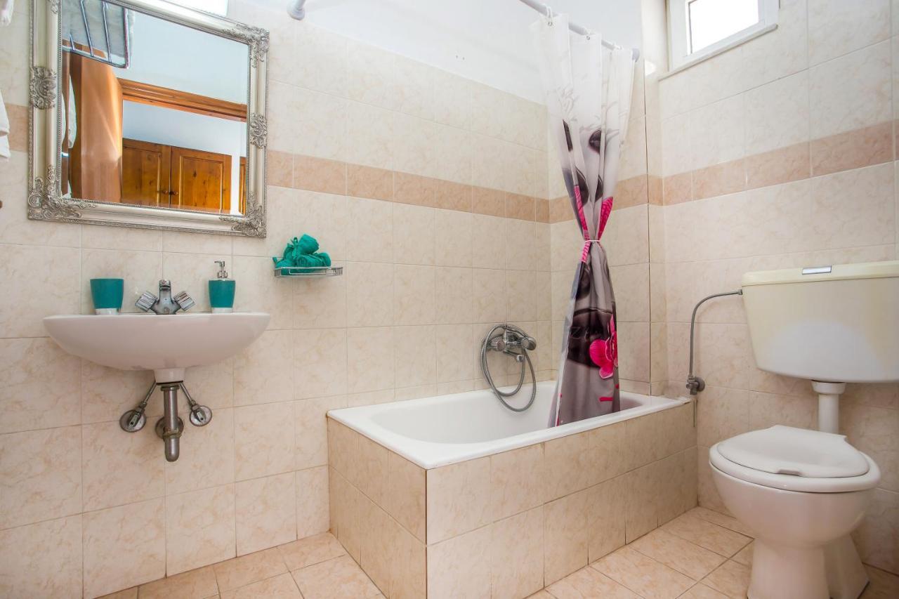 Iatridis Studios Faliraki (Adults Only) Extérieur photo